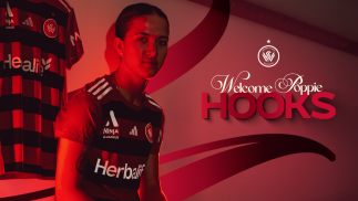 Wanderers sign defender Poppie Hooks